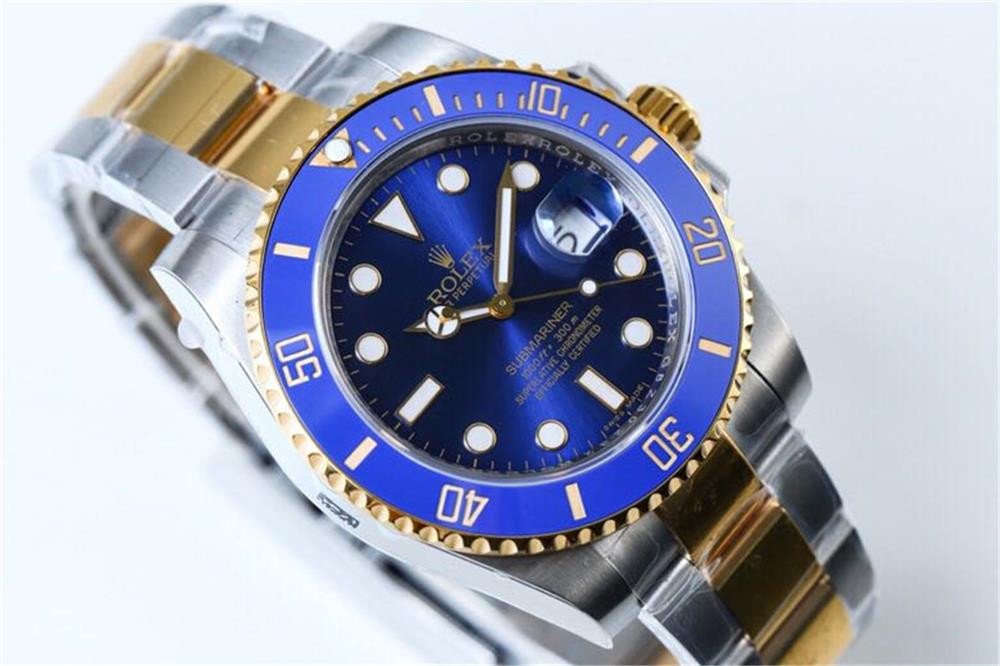 Rolex Submariner 116613LB 40mm Blue Plate Montre Homme – Image 3