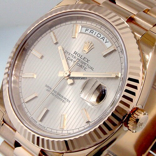 Acheter Faux Rolex Day-date 40mm Everose Gold Sundust Stripe Index Cadran et Lunette Cannelée 228235