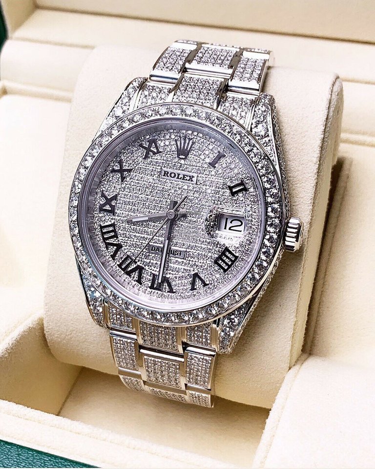 Réplique Rolex Suisse 41mm Datejust Full Custom Roman Diamond