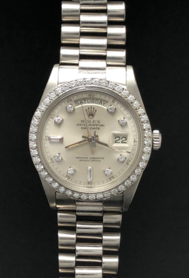 Réplique de qualité Rolex Day-date 1804 platine avec cadran en diamant super rare