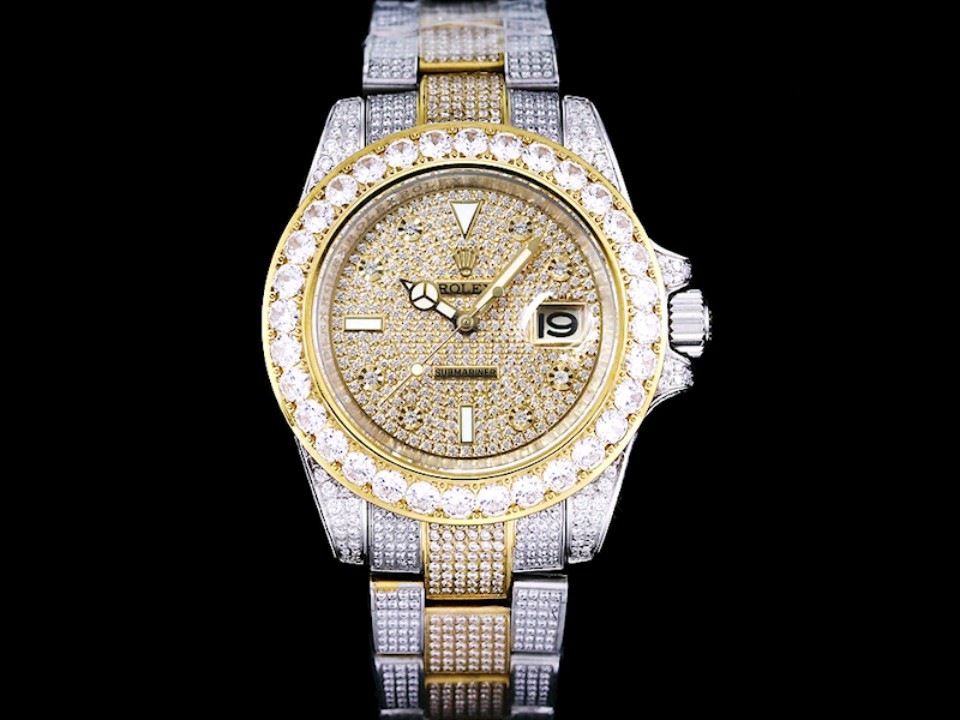 Montre Rolex Submariner Réplique 42mm cadran or ciel étoilé et diamants – Image 2