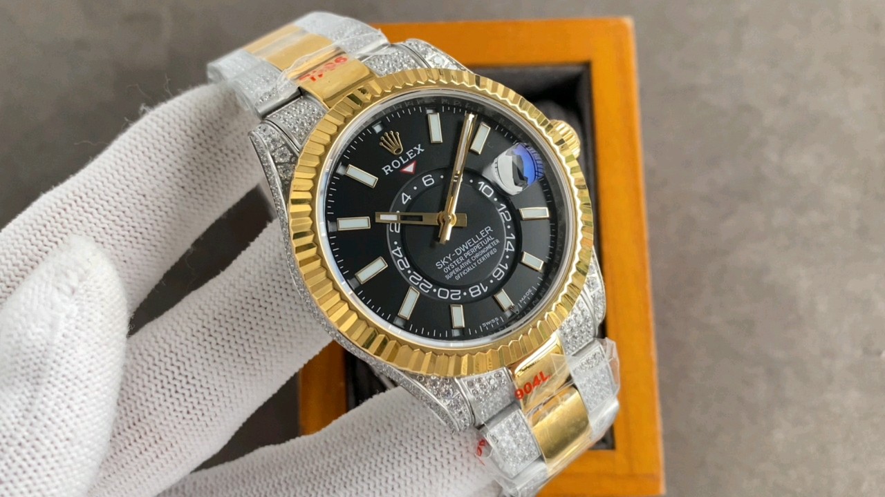 Montre Rolex Sky-Dweller Réplique 326933 42 mm cadran noir or rose diamants – Image 2