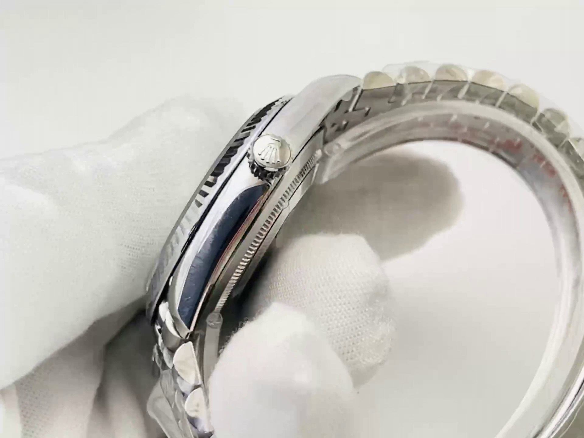 Montre Rolex Datejust Réplique 41 Bracelet Jubilee en or blanc Cadran vert menthe – Image 5