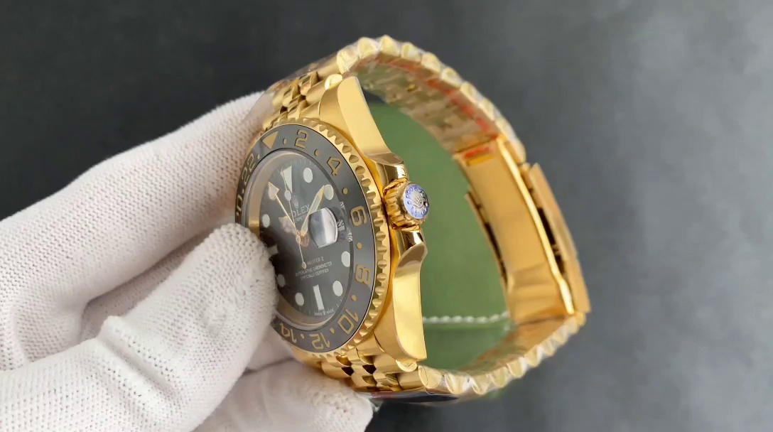 Montre Rolex GMT-Master II Réplique 40mm lunette en céramique or jaune cadran noir – Image 3