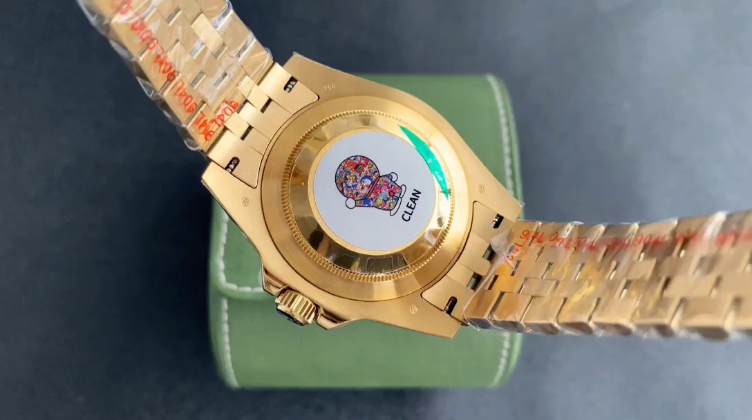 Montre Rolex GMT-Master II Réplique 40mm lunette en céramique or jaune cadran noir – Image 4