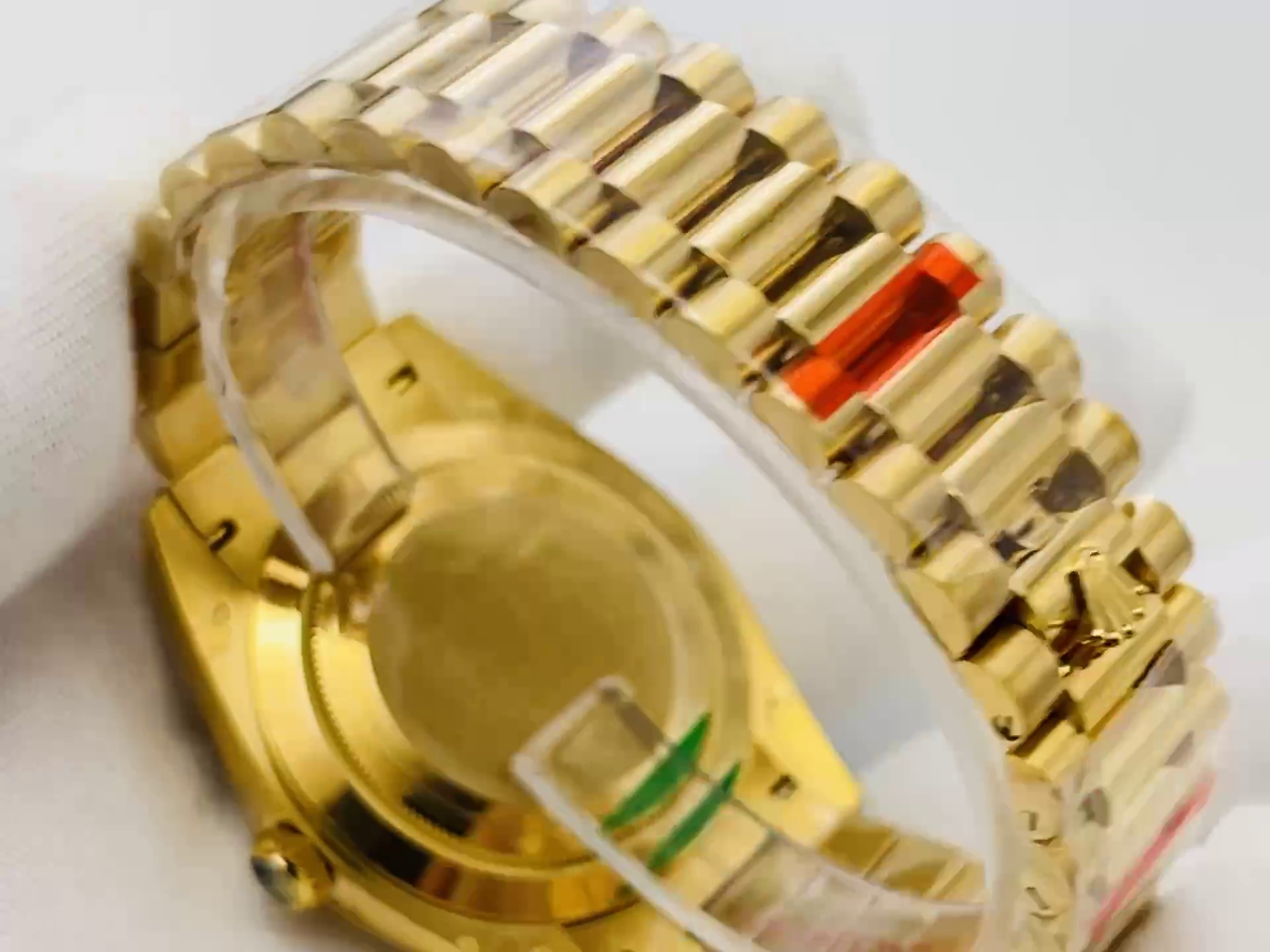 Montre Rolex Day-Date Réplique 228238 Romaine Verte Or Jaune – Image 4