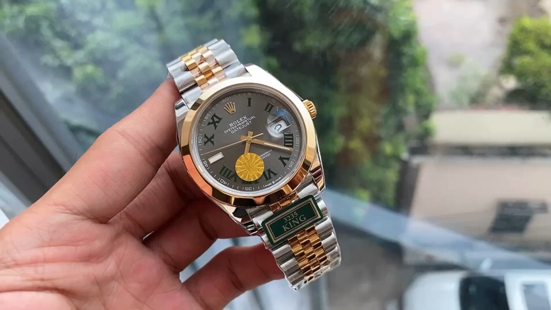 Montre Rolex Datejust Réplique 126303 41mm Or bicolore Cadran gris Chiffres romains verts – Image 2