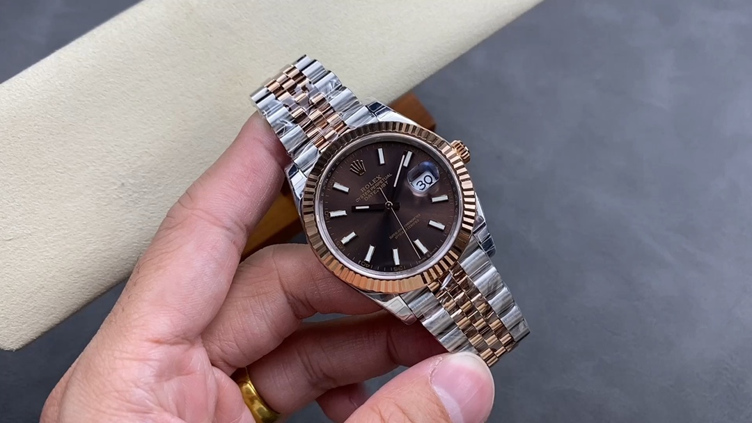 Montre Rolex Datejust Réplique 126331 41mm cadran chocolat or rose acier inoxydable – Image 2