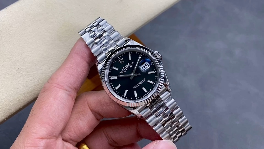 Montre Rolex Datejust Réplique 126234 36mm cadran noir acier inoxydable argenté – Image 2