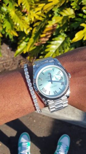 Montre Rolex Day-Date Réplique 40 228236 Lunette cannelée en platine photo review