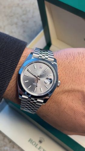 Rolex Datejust 41mm Pour des hommes m126300-0008 Argenté Regardez photo review