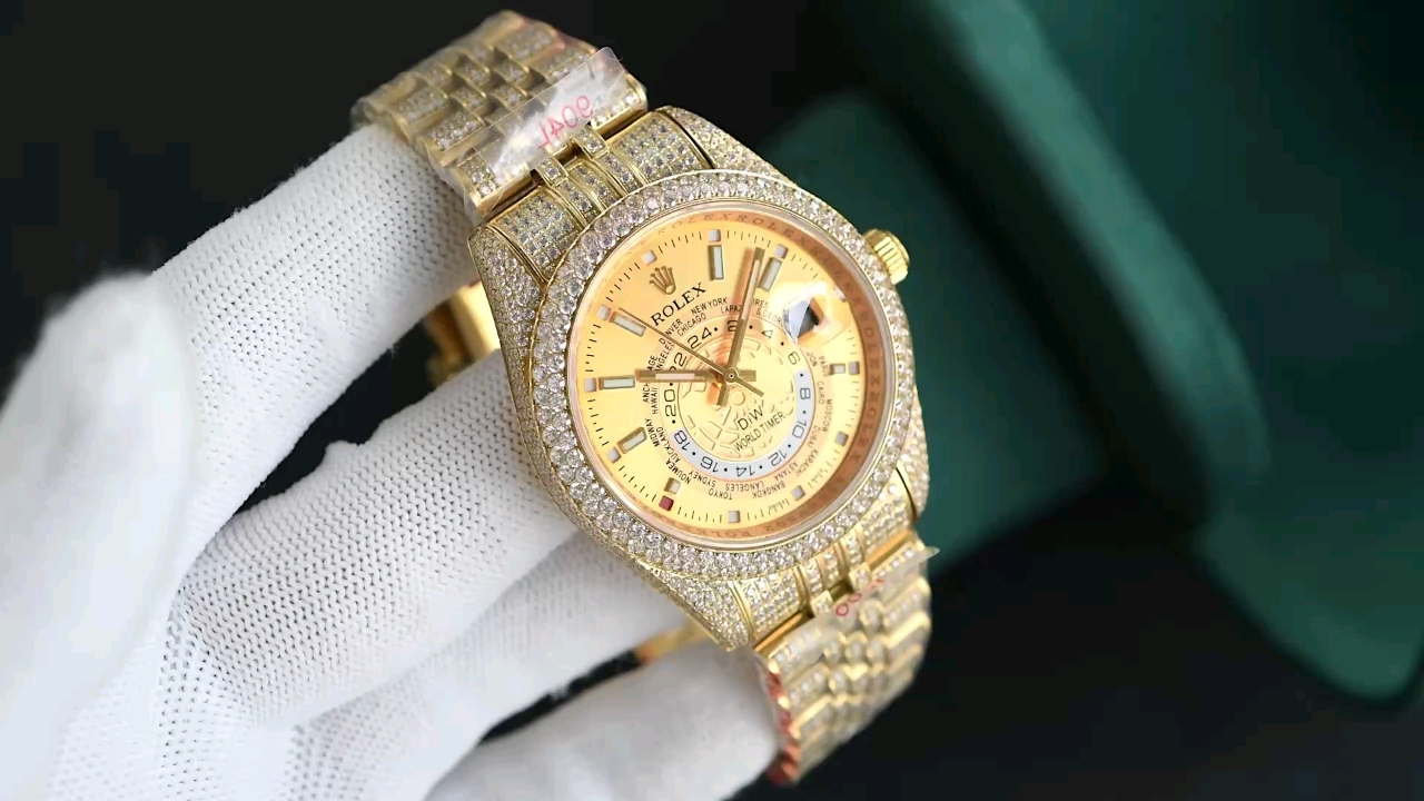 Rolex Sky-Dweller Réplique 42mm Cadran Champagne Arabe Iced Out Luxe Haute Qualité Montre Élégante et Brillante – Image 2