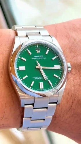 Rolex Oyster Perpetual m126000-0005 Unisexe 36mm Regardez photo review