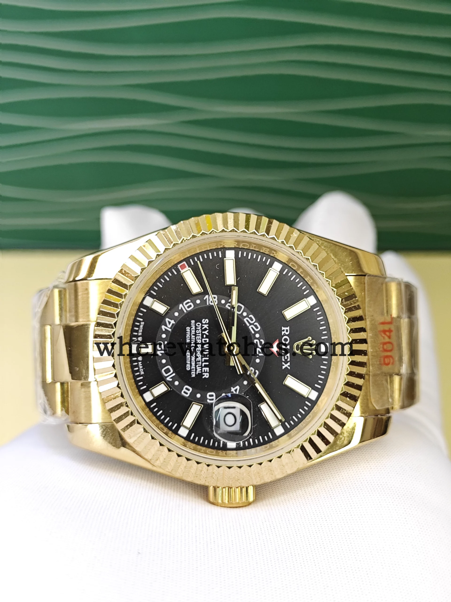 Replica Watches Rolex Sky-Dweller 326938 42mm Cadran Noir – Montre Automatique Suisse Plaqué Or 18K – Image 4
