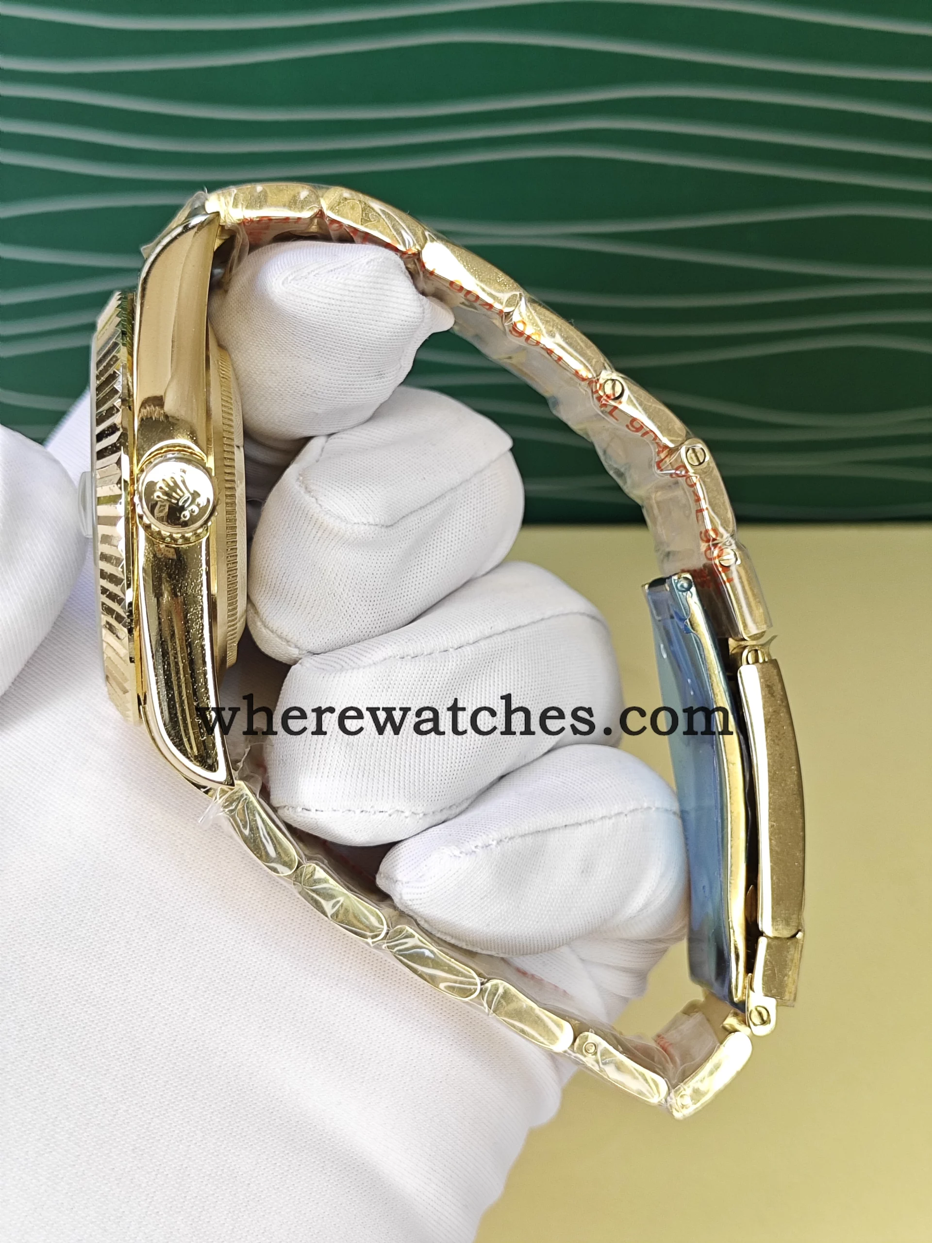 Replica Watches Rolex Sky-Dweller 326938 42mm Cadran Noir – Montre Automatique Suisse Plaqué Or 18K – Image 5
