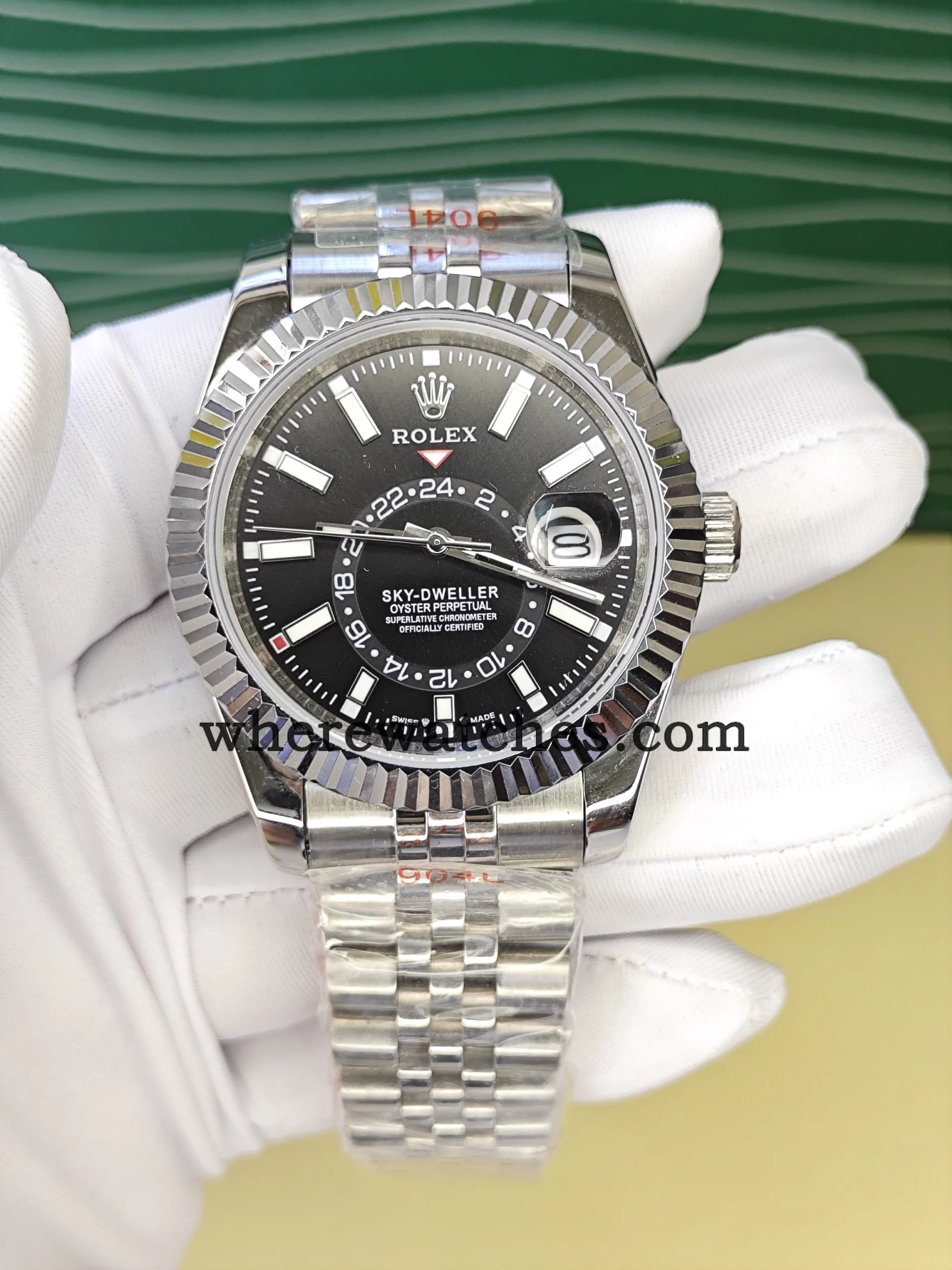 Replica Rolex Sky-Dweller 336934-0008 Cadran Noir 42MM – Montres Replica Watches Haut de Gamme