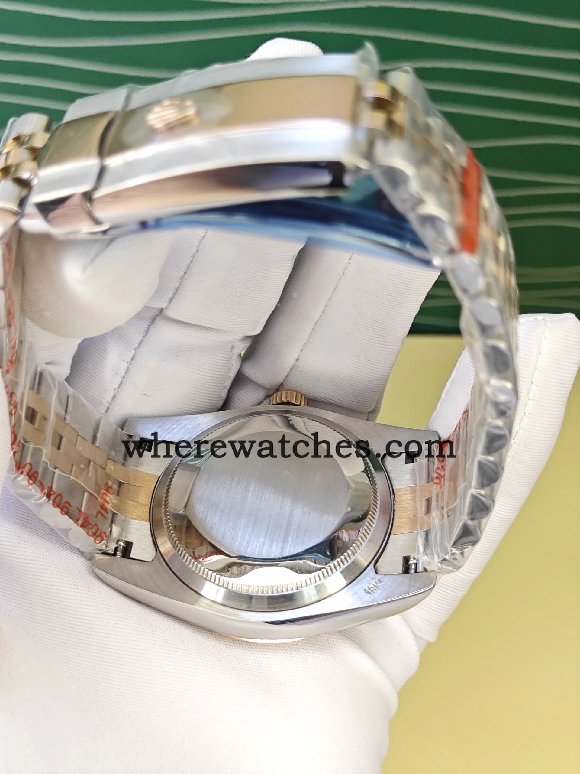 Replica Rolex Datejust 126331 41mm Sundust – Montre élégante acier 904L et lunette plaquée or – Image 7