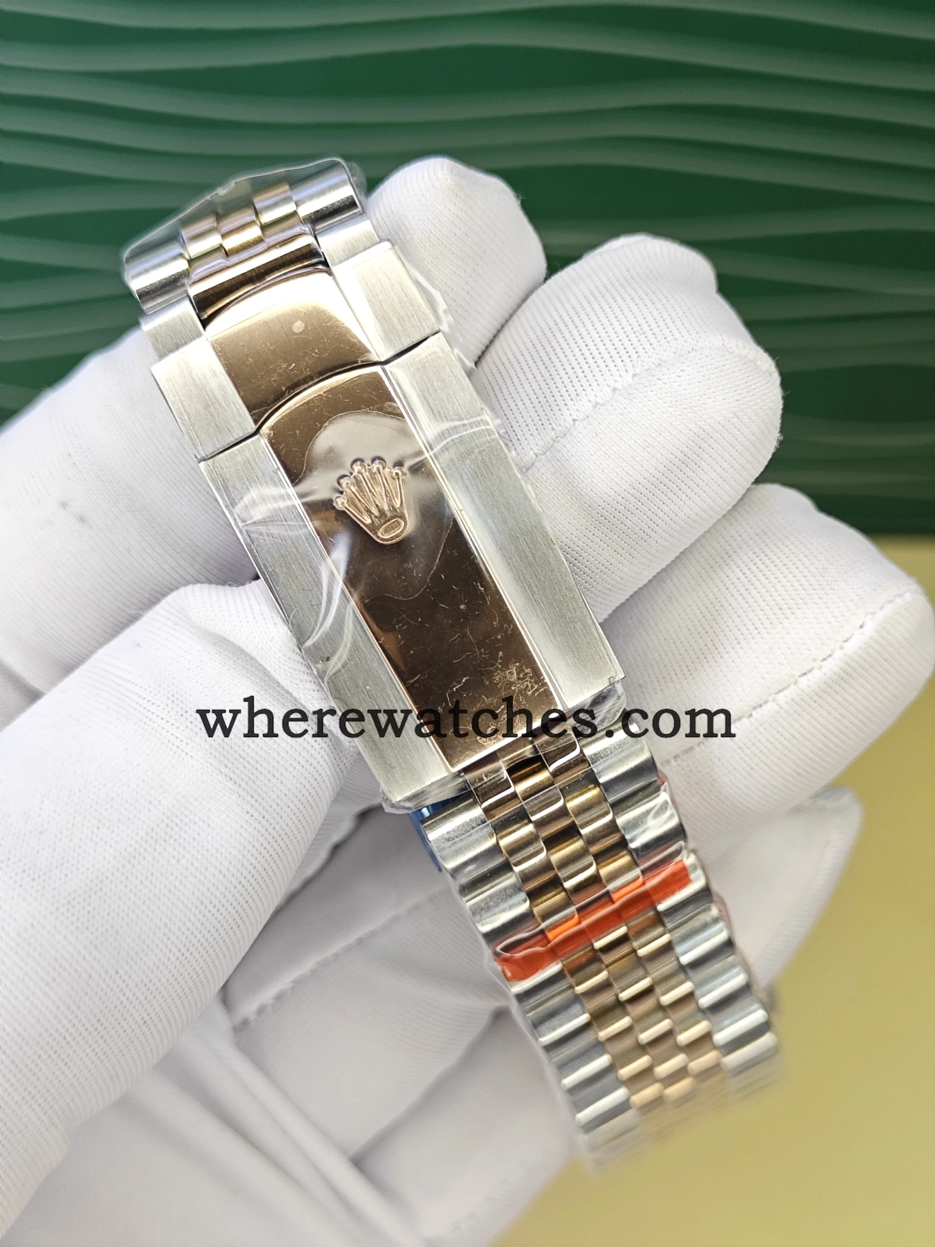 Replica Rolex Datejust 126331 41mm Sundust – Montre élégante acier 904L et lunette plaquée or – Image 8